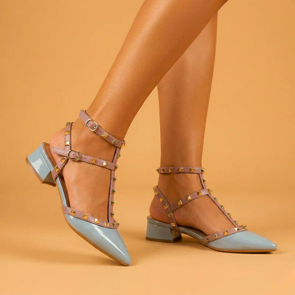 Aria — Scarpe con Borchie Dorate e Doppio Cinturino alla Caviglia