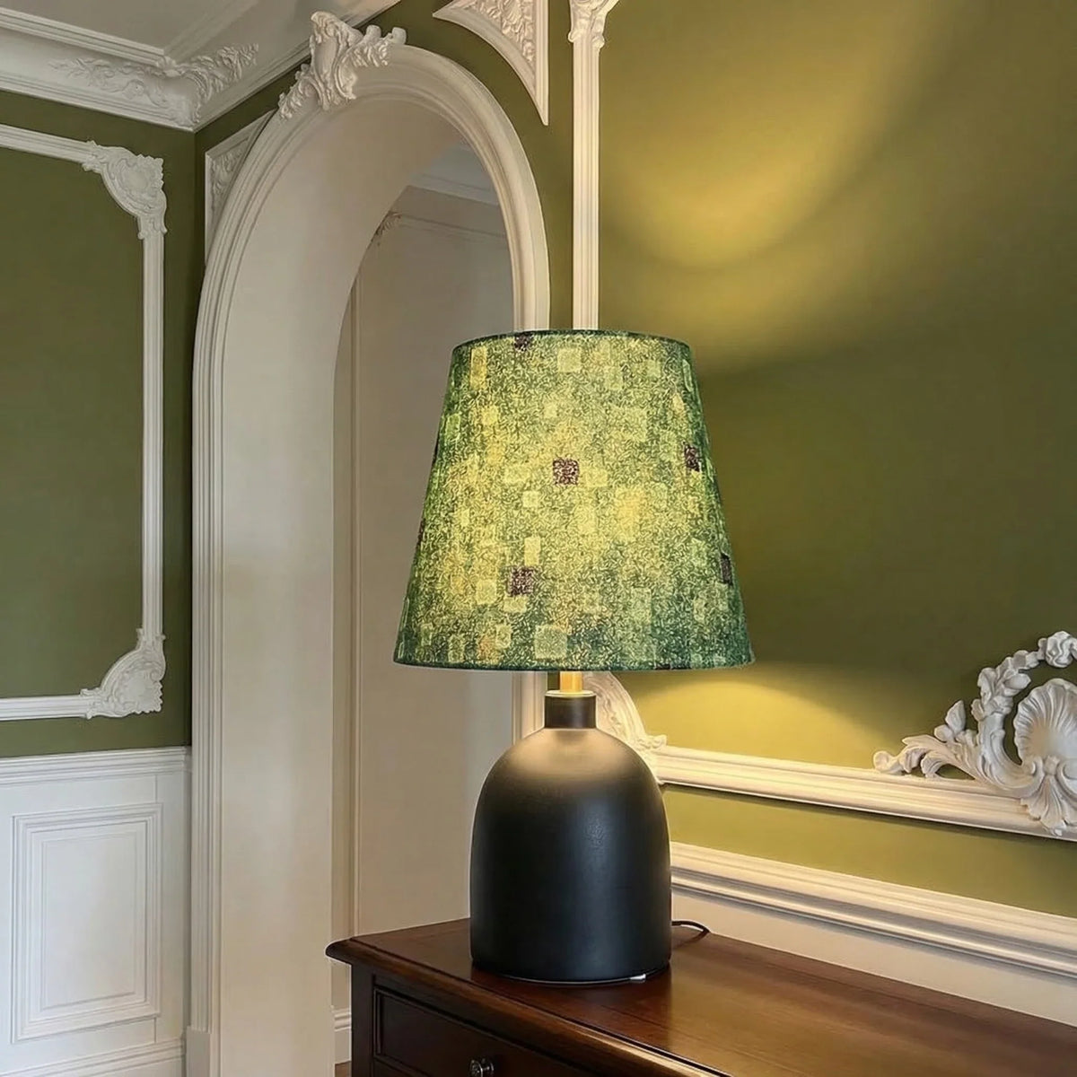 Lampada da Tavolo in Ceramica e Tessuto con Stampa Artistica Decorativa