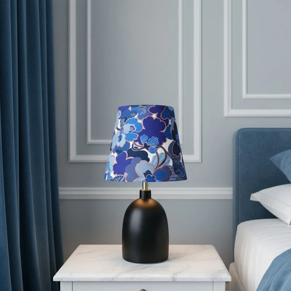 Lampada da Tavolo in Ceramica e Tessuto con Stampa Artistica Decorativa