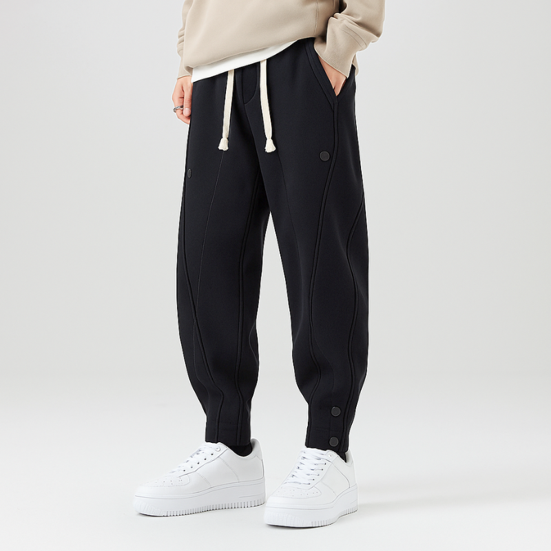 Hype Pantaloni Jogger Svasati
