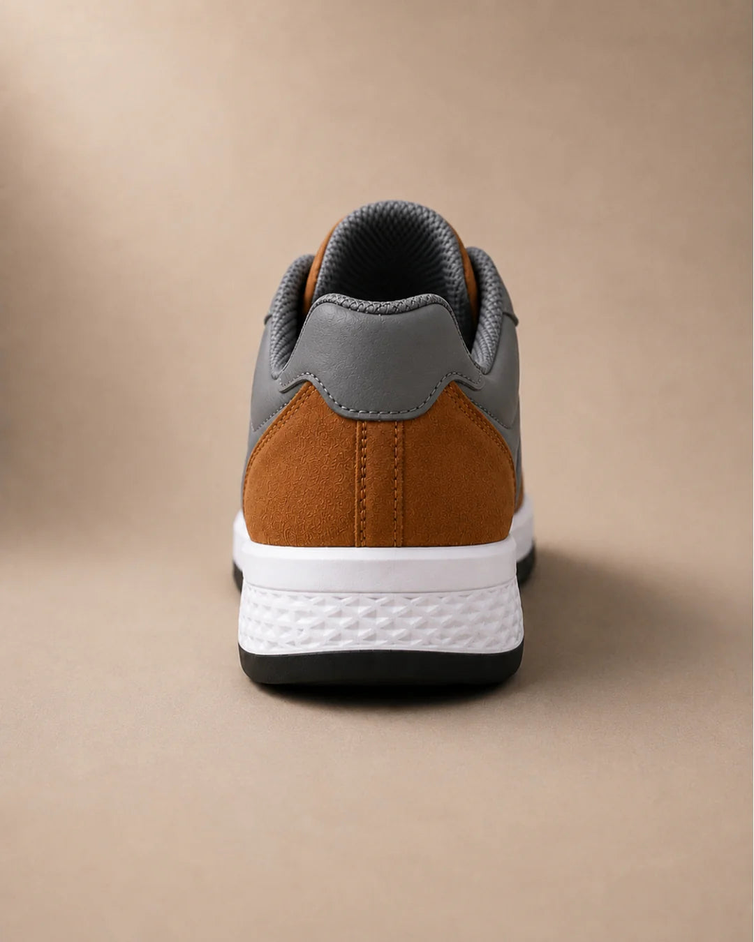 Montelvo Court | Sneaker minimalista in pelle