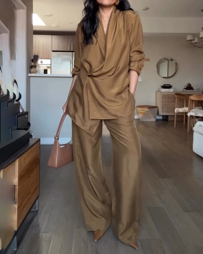 Completo trendy in due pezzi camicia e pantaloni