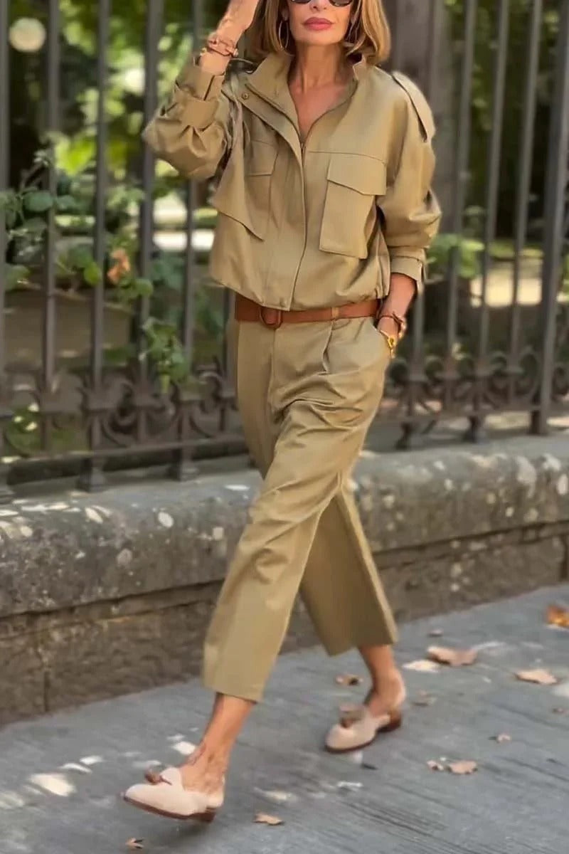 Completo cargo ampio ed elegante da donna