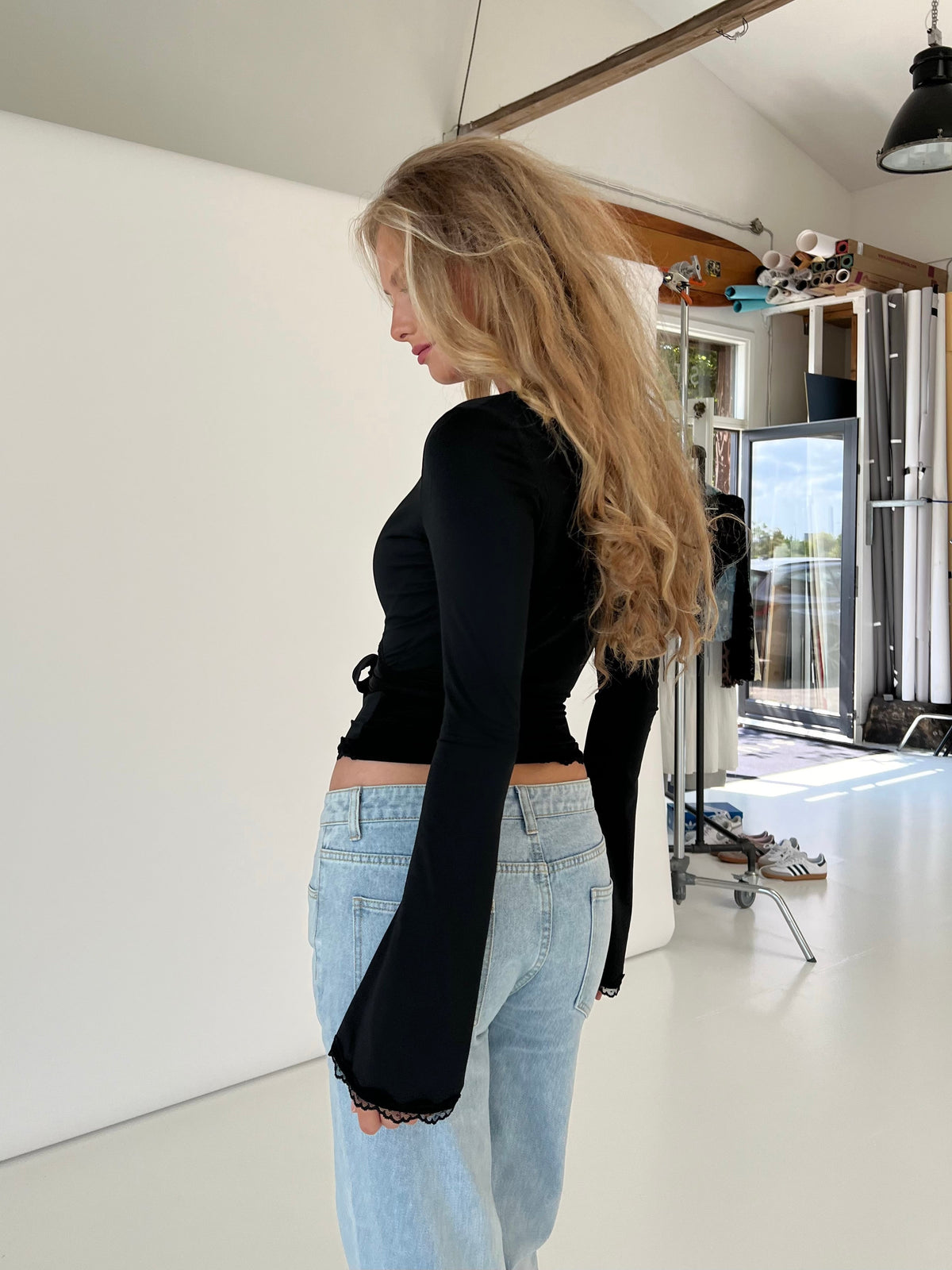 VELARA | Top in Pizzo Avvolgente