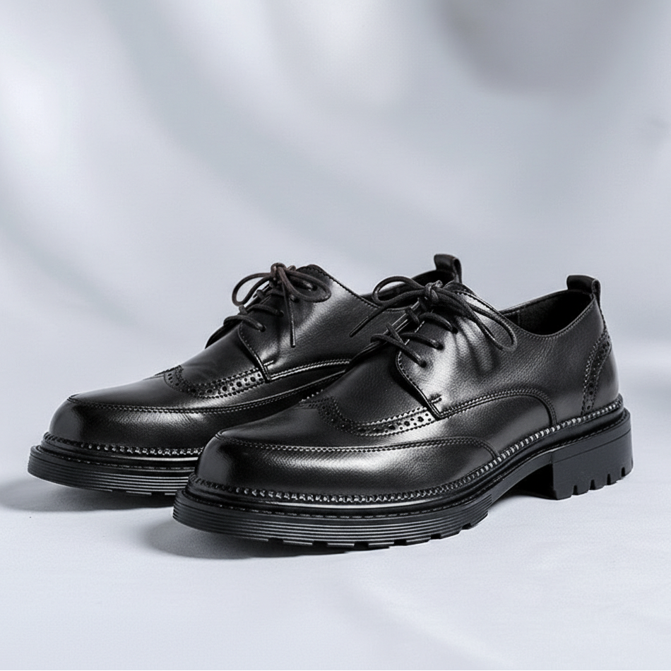 Derby in pelle Calhan