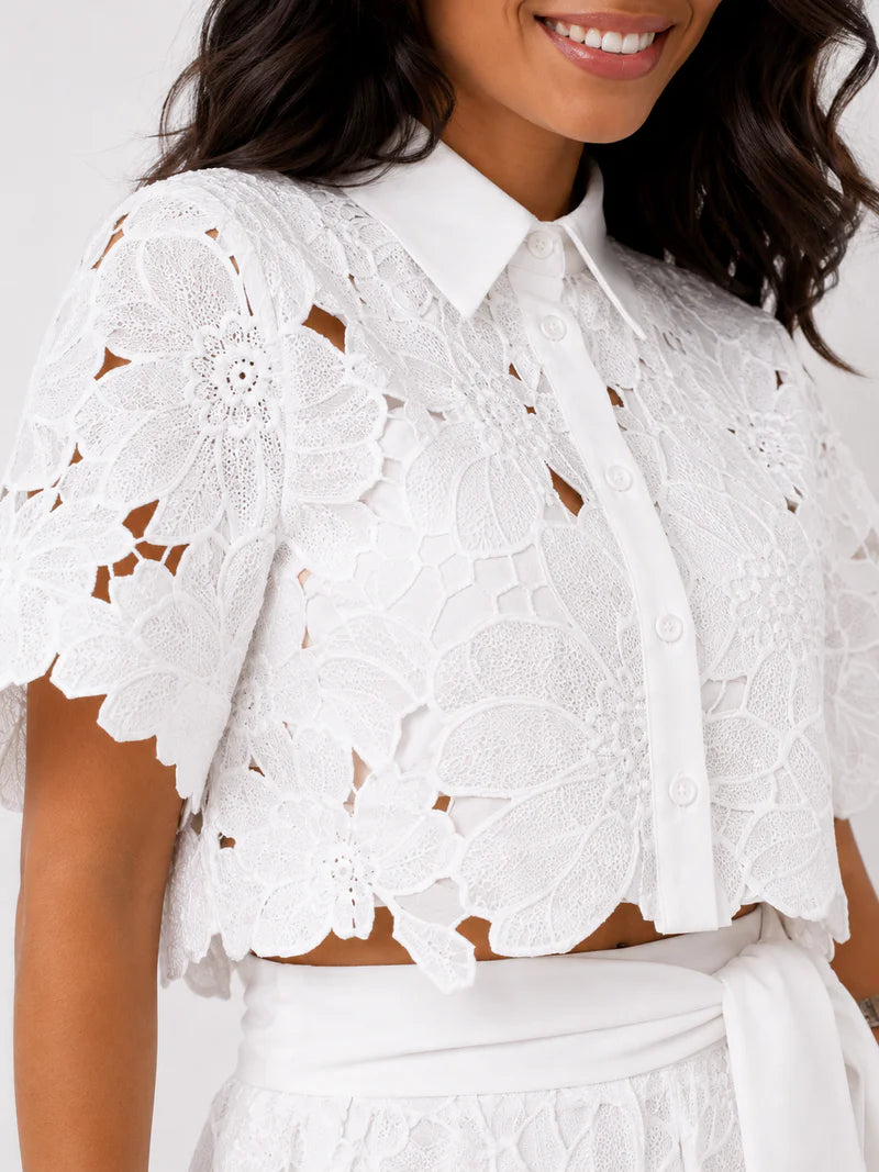 Completo Donna Isabela — Camicetta e Pantalone in Pizzo Traforato