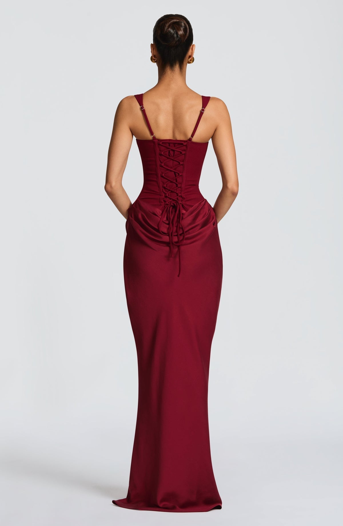 VELARA | Hourglass Maxi