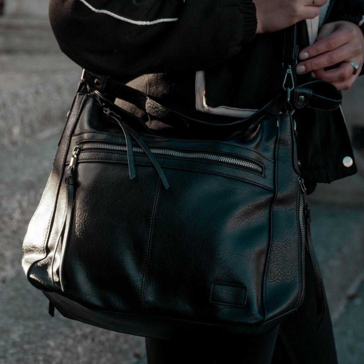 Borsa a Spalla di Serena | Zip Carry