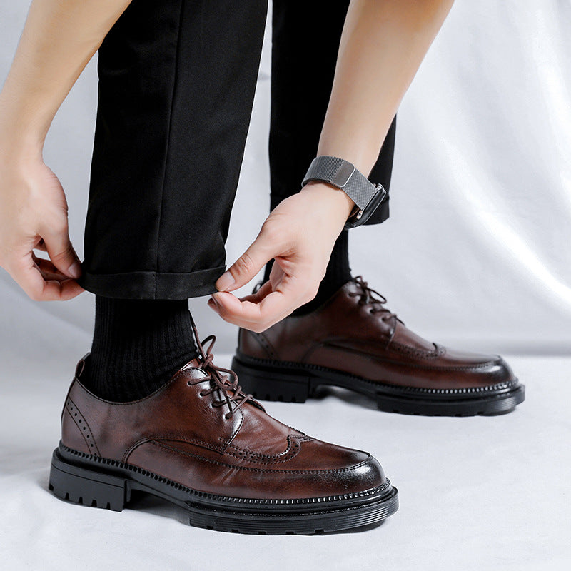 Derby in pelle Calhan