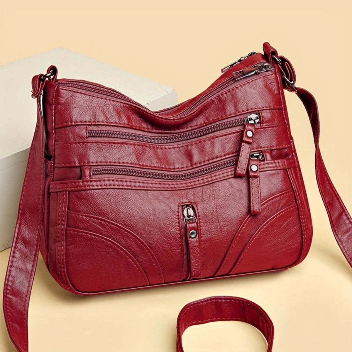 Borsa a Spalla Multi-Tasca di Emanuela