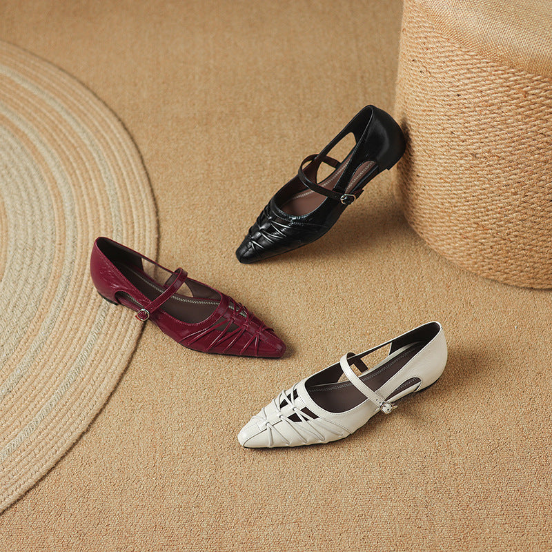 Quenby | Mary Jane Flat a Punta con Intagli a Reticolo