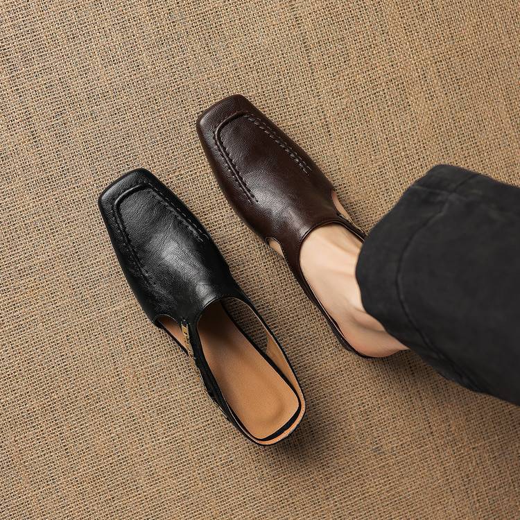 Vyla | Mules in Vera Pelle