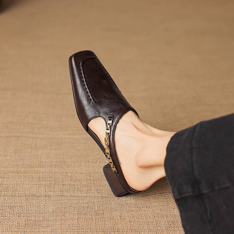 Vyla | Mules in Vera Pelle