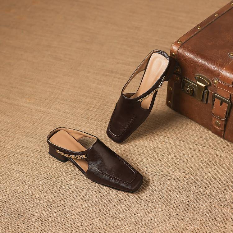 Vyla | Mules in Vera Pelle