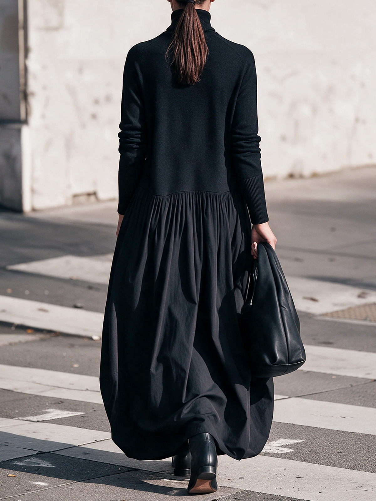 Abito Lungo Oversize con Collo Alto