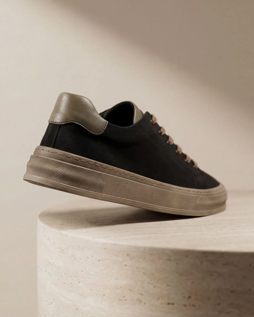 Avenoir Low | Sneaker minimalista in tela