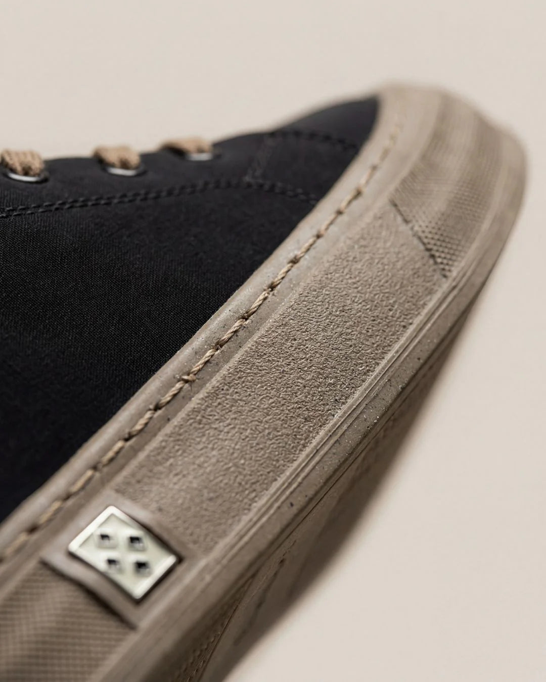Avenoir Low | Sneaker minimalista in tela