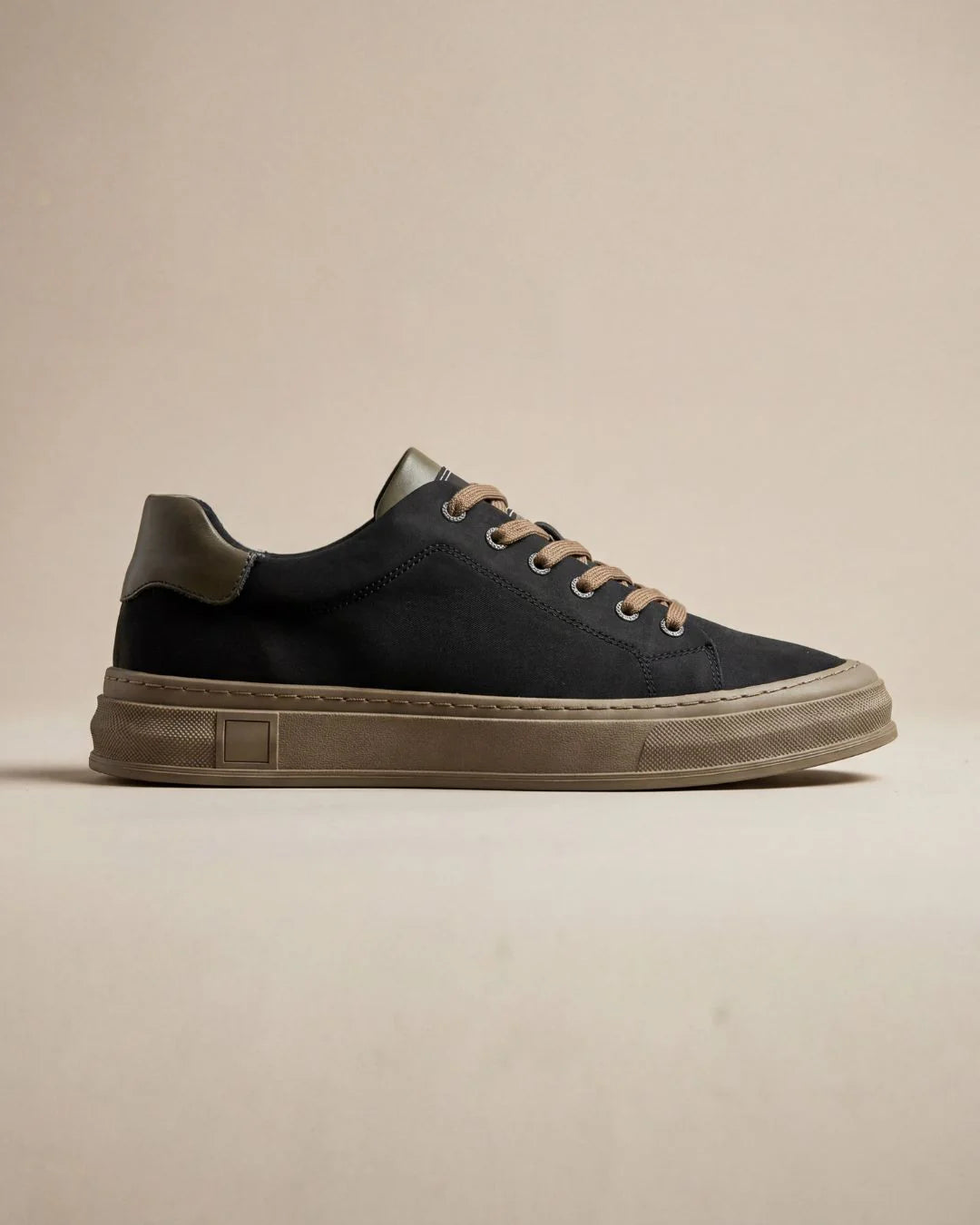 Avenoir Low | Sneaker minimalista in tela