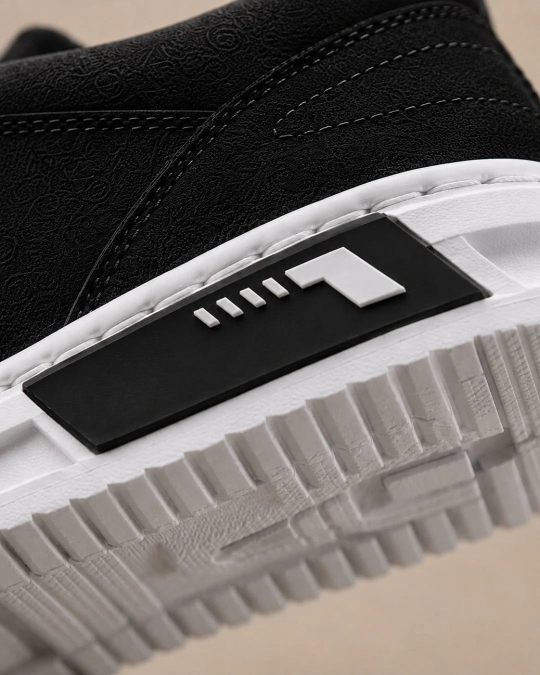 Leviero Low | Sneaker minimalista in tela