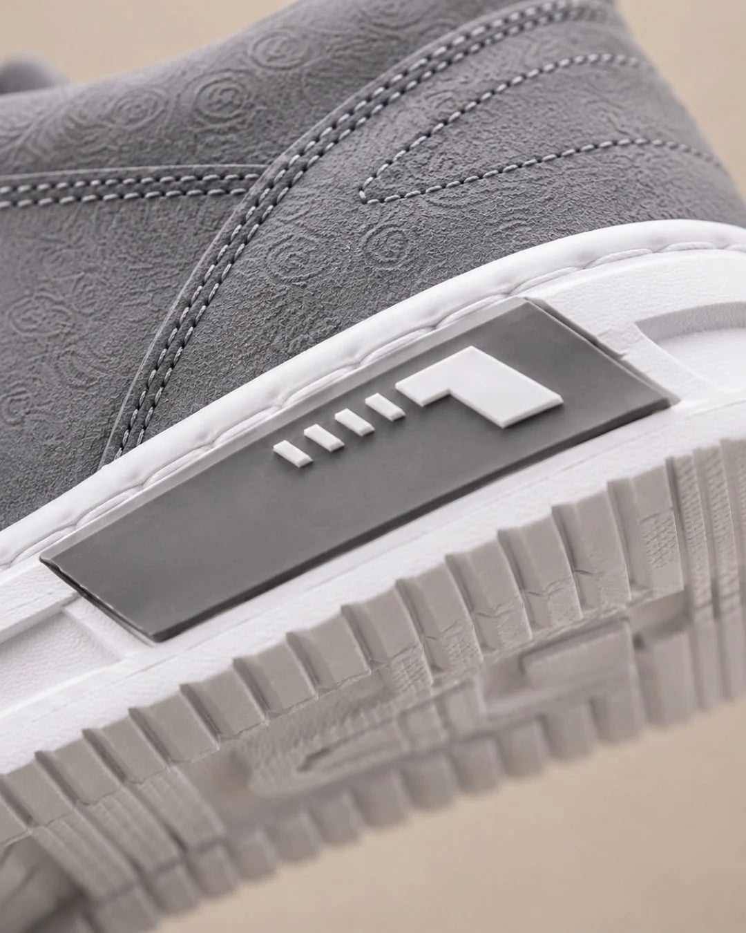 Leviero Low | Sneaker minimalista in tela