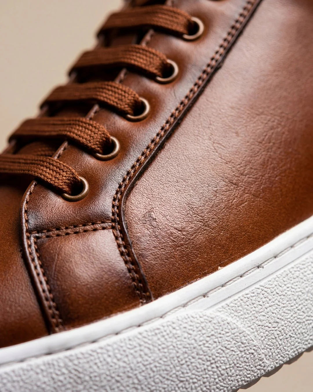 Valmere Court | Sneaker minimalista in pelle
