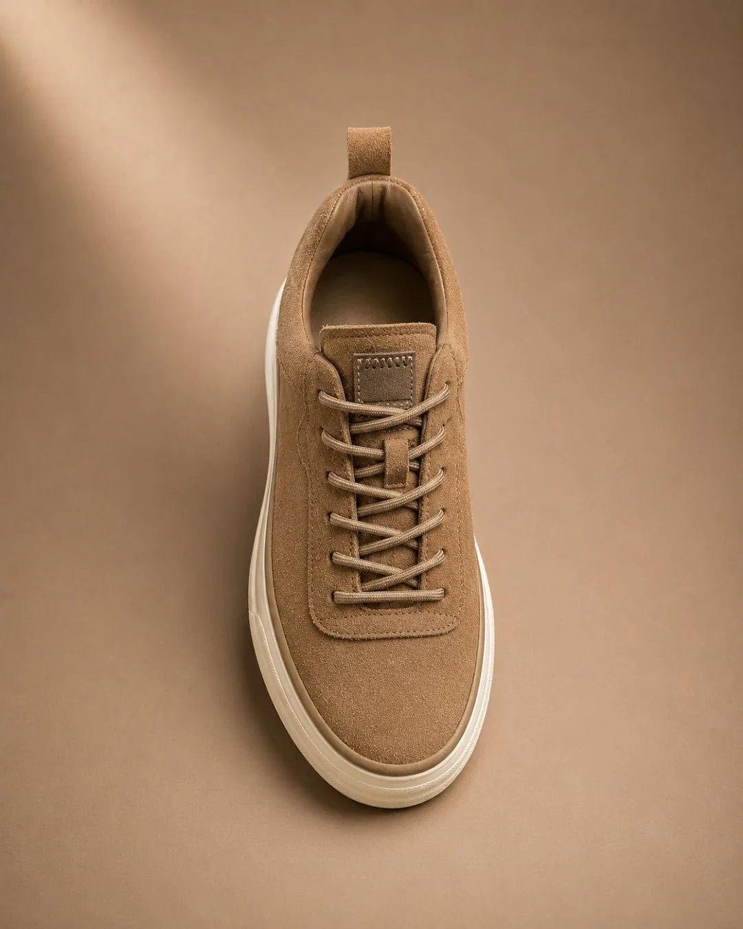 Valmere Low | Sneaker minimalista in pelle scamosciata