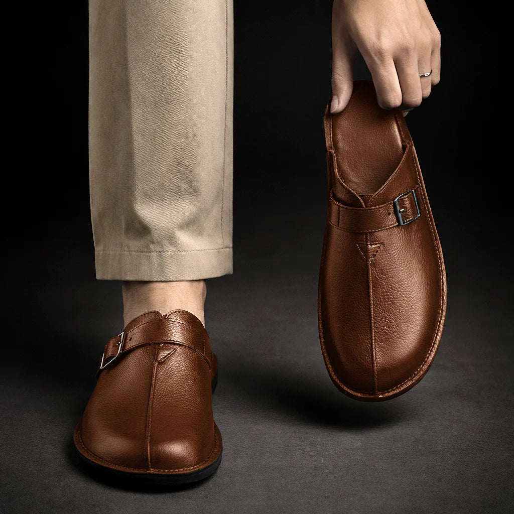 Mule in Pelle con Fibbia – Stile Mediterraneo Artigianale