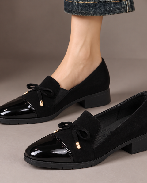 Hattie™ | Mocassini con punta in vernice e fiocco