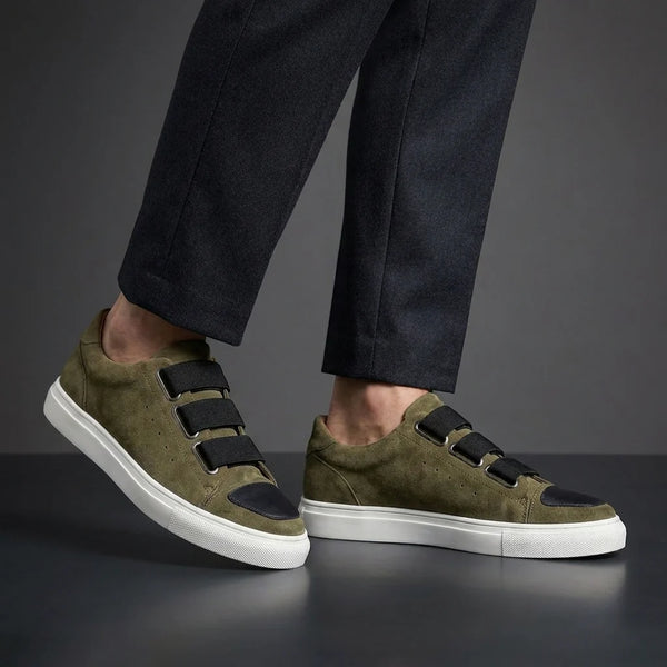 Andrea — Sneaker in Camoscio con Fibbia