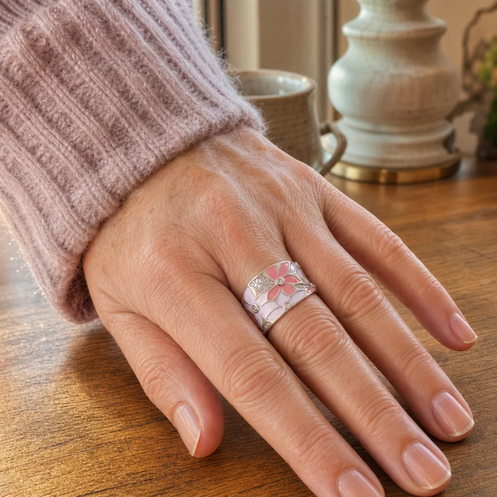 Anello vintage in argento con fiore rosa