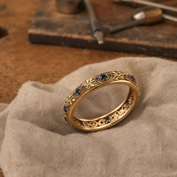 Anello esotico a forma di foglia con zirconi blu pregiati