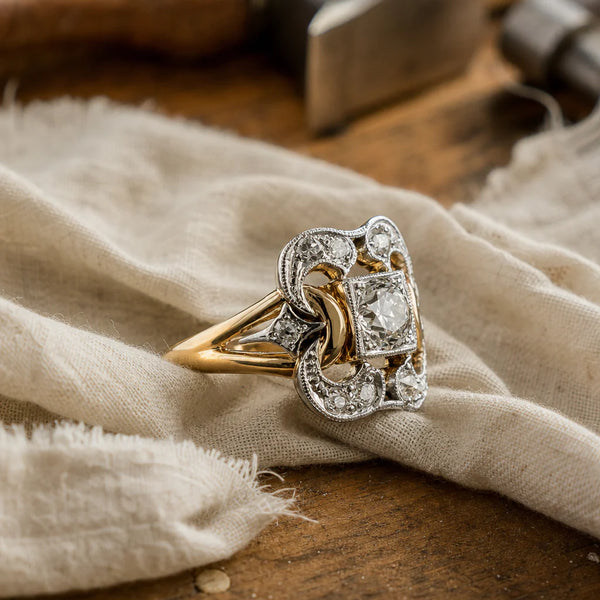 Anello vintage in oro con zirconi