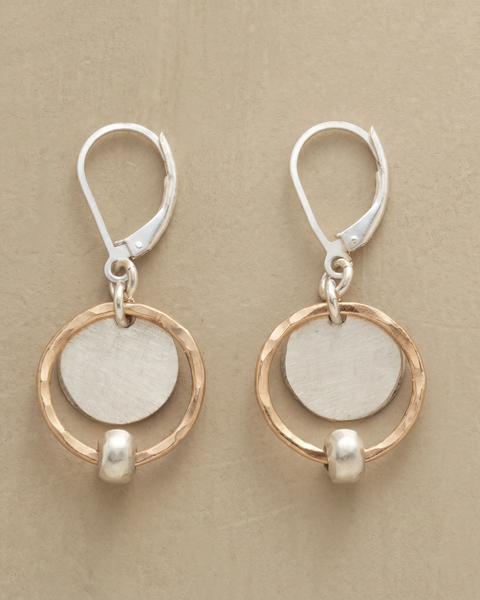 Orecchini Eleganti in Perle d'Oro e Argento