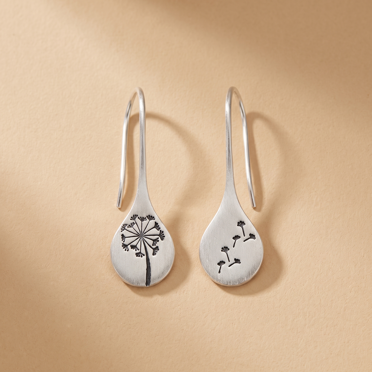 Orecchini Vintage in Argento a Fiore