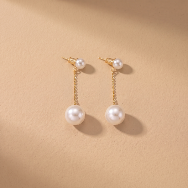 Orecchini Eleganti con Perle Pendenti in Oro