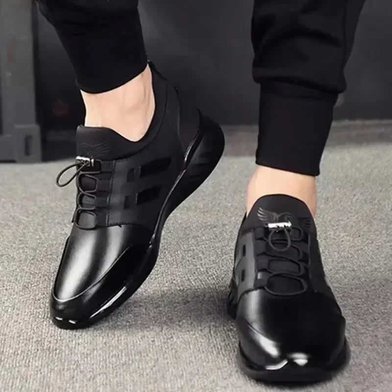 Sneaker in Pelle Nera – Stile Urbano Essenziale
