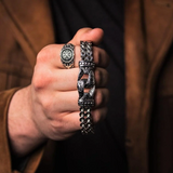 Non Arrenderti – Bracciale in acciaio con decorazioni nordiche – immagine 1