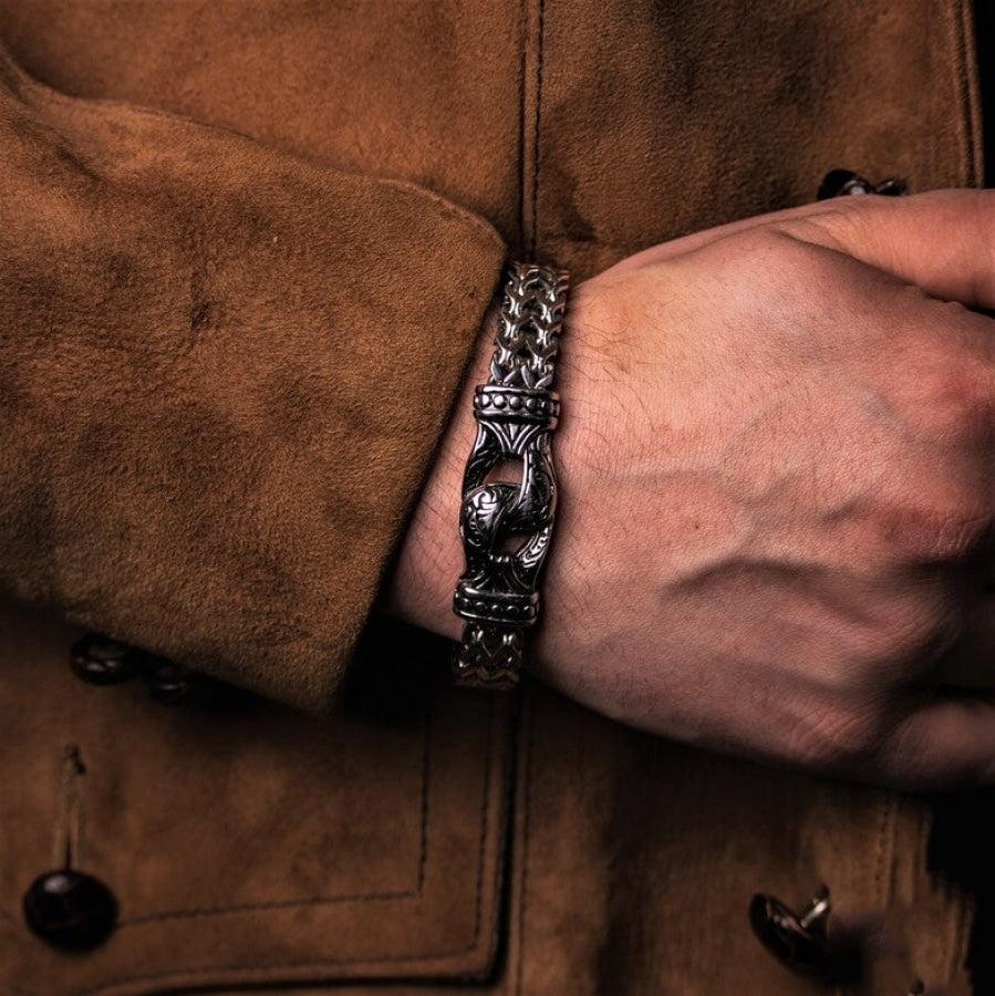 Non Arrenderti – Bracciale in acciaio con decorazioni nordiche – immagine 7