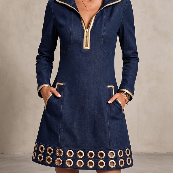 Abito in Denim con Dettagli Dorati