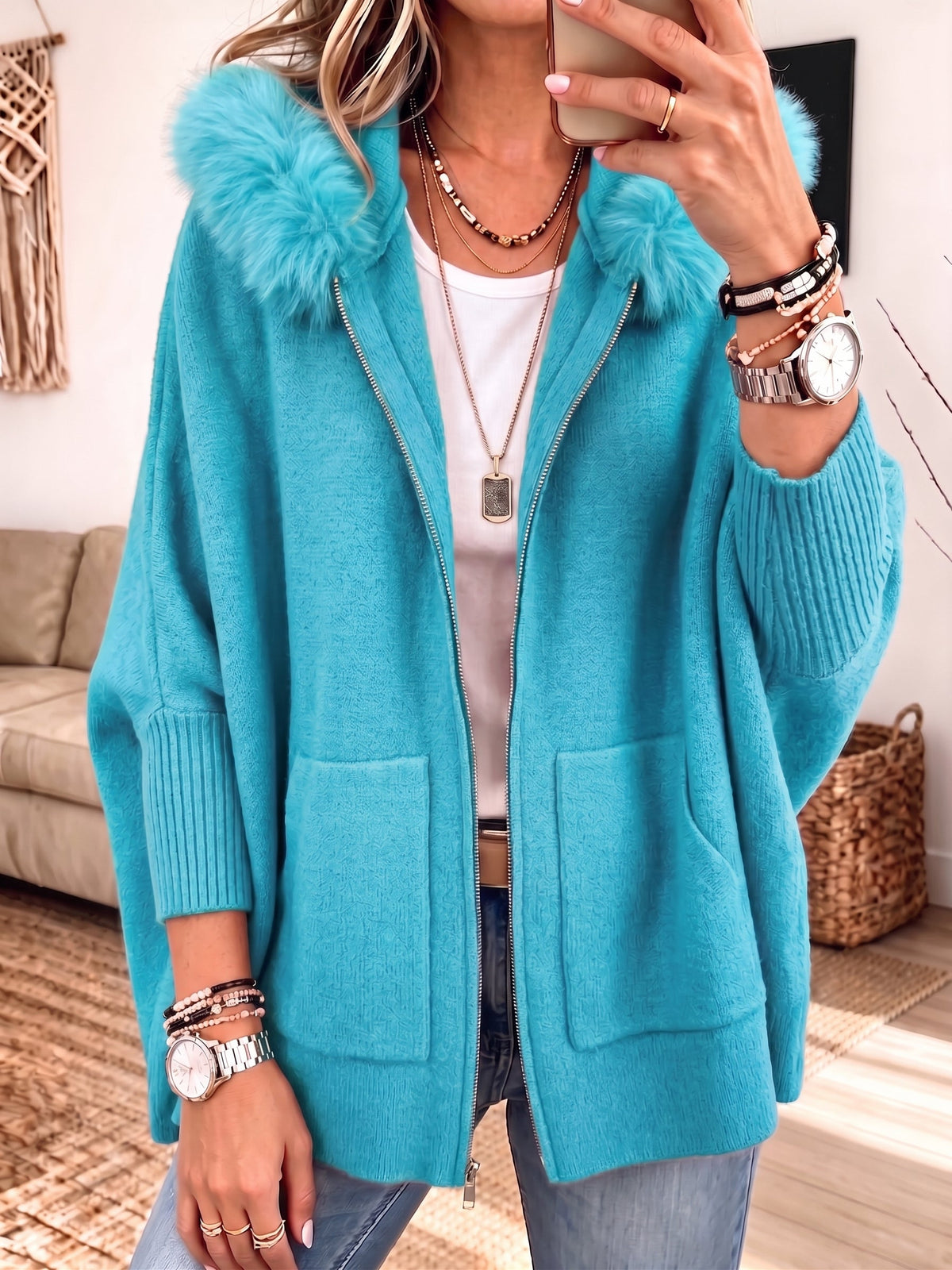Cardigan Tricot con Cappuccio Accogliente Sanne