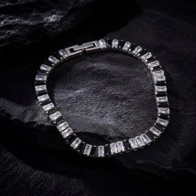 Bracciale Monaco con zaffiro