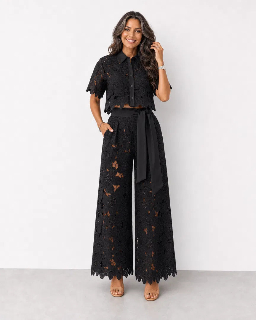 Completo Donna Isabela — Camicetta e Pantalone in Pizzo Traforato