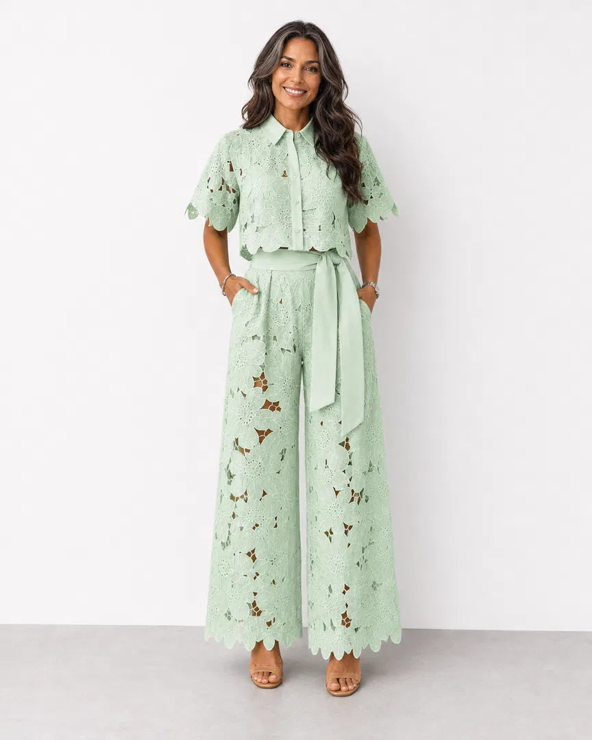Completo Donna Isabela — Camicetta e Pantalone in Pizzo Traforato