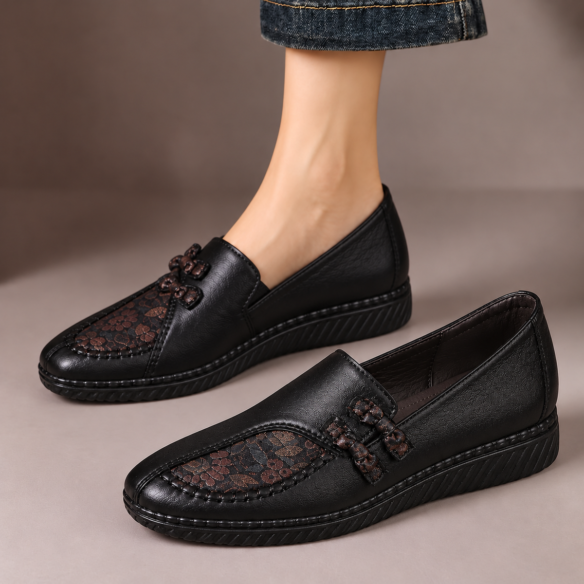 Winifred™ | Mocassini Con Dettaglio Floreale